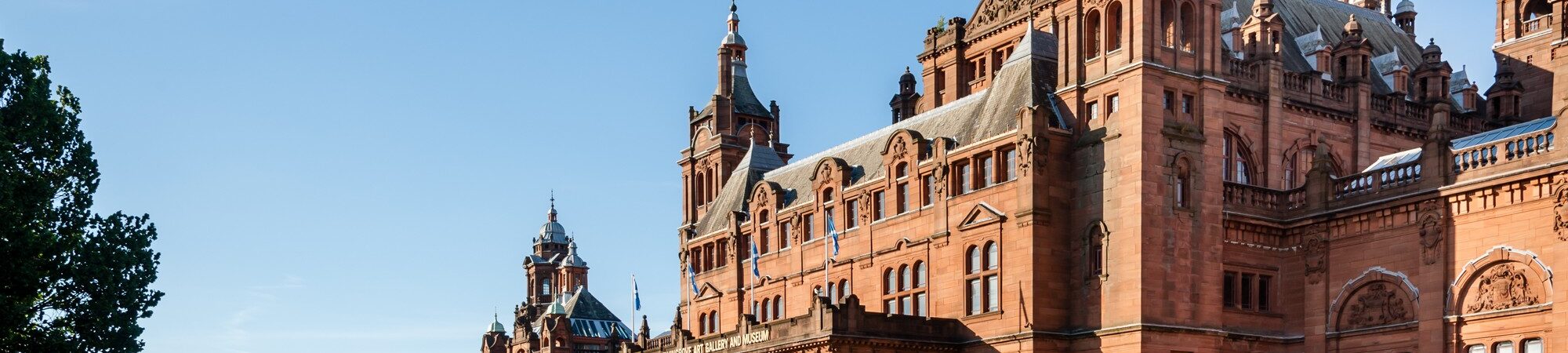 Kelvingrove Art Gallery and Museum - © cornfield 