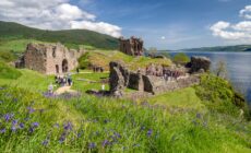 Le Urquhart castle - © Jaroslav Moravcik